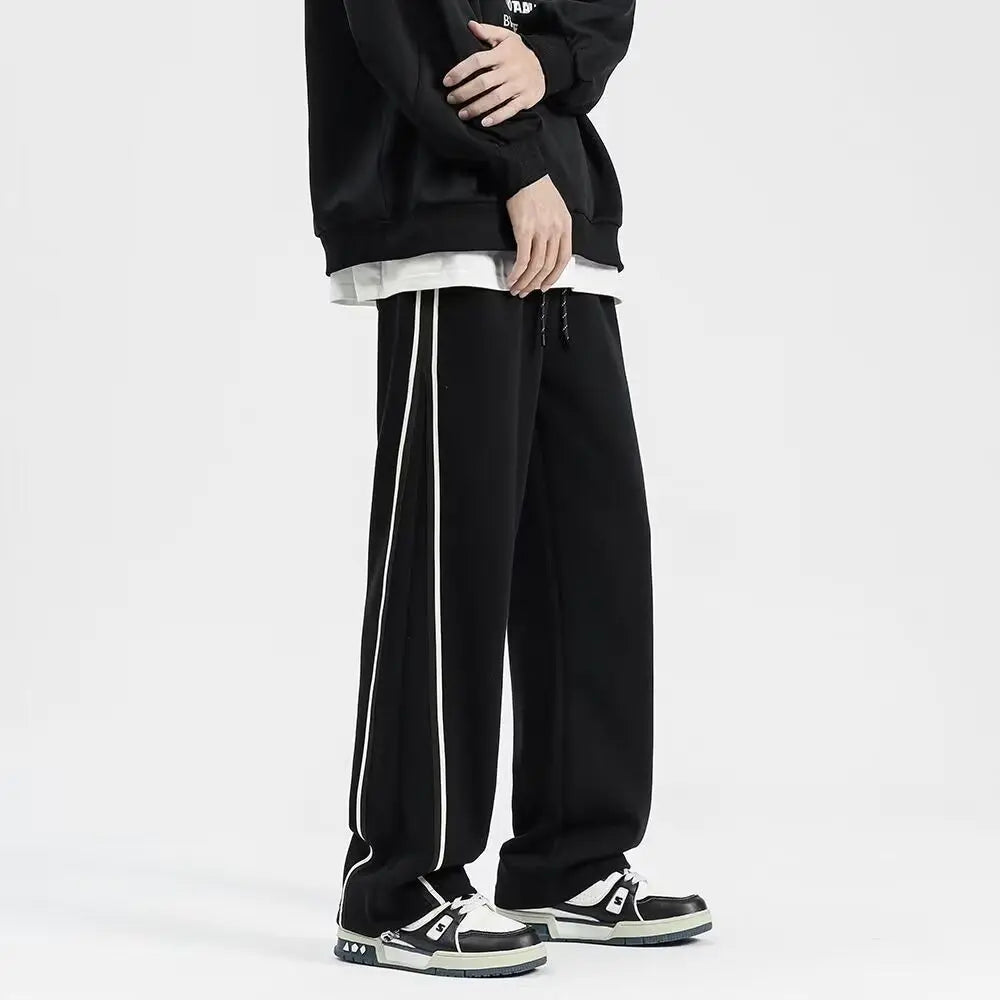 Straight-Leg Sweatpants – Relaxed Fit