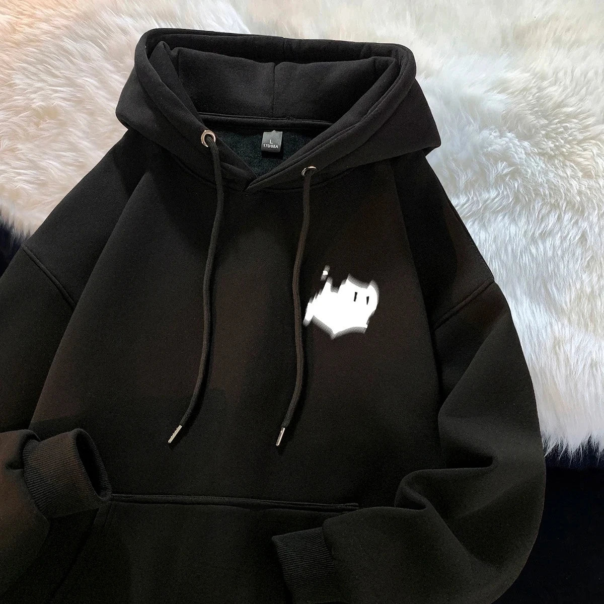 Graphic Streetwear Hoodie – Oversized Fit